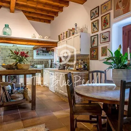 Casona Morna, By The Blue Pearl *