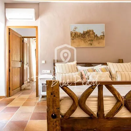 Casona Morna, By The Blue Pearl Villa Santa Eulalia del Río